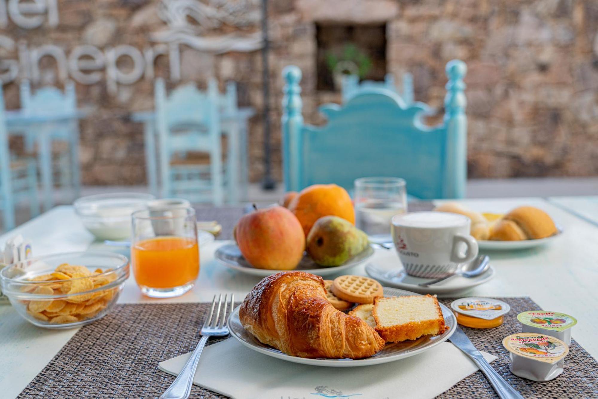 I Ginepri Hotel Cala Gonone Εξωτερικό φωτογραφία