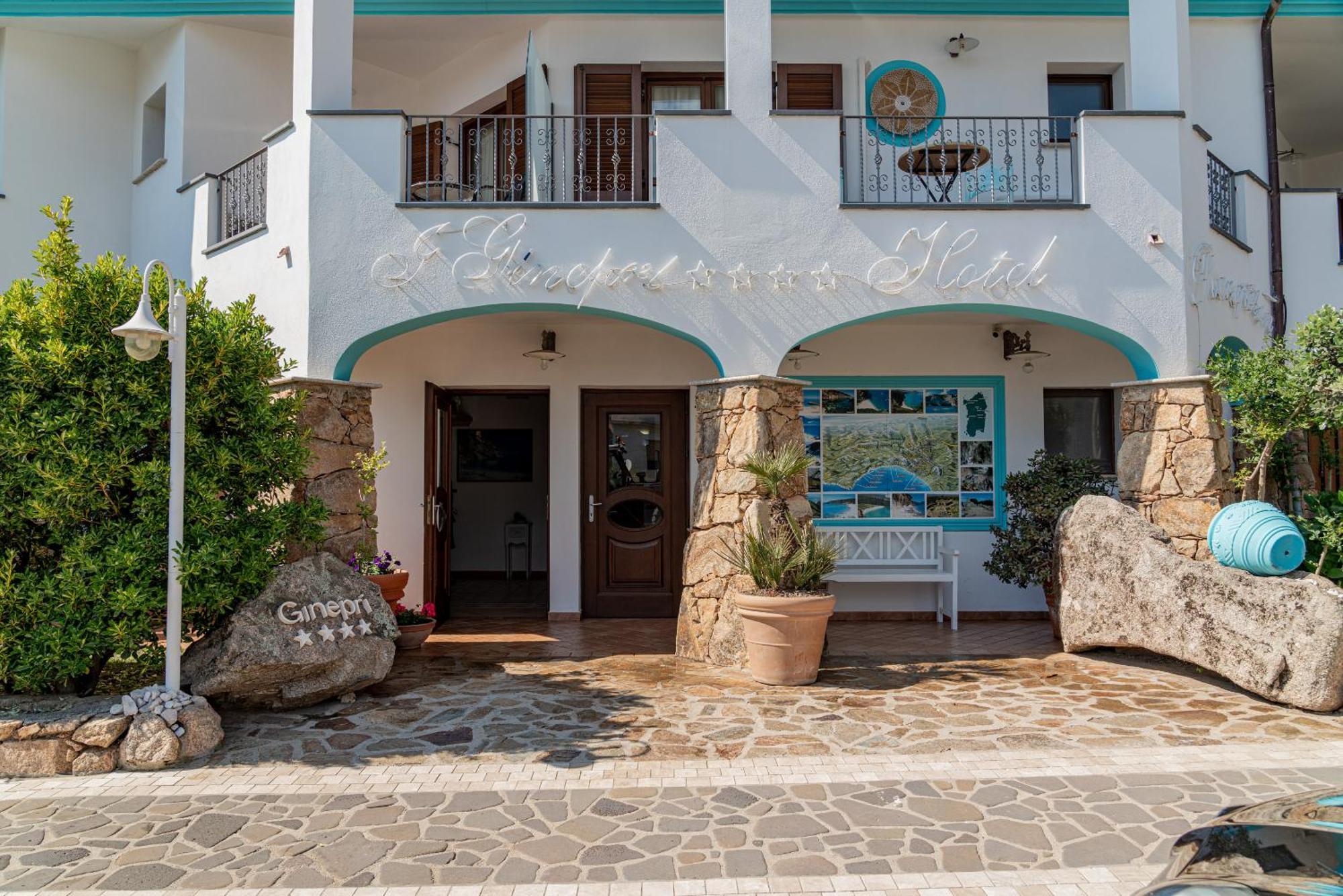 I Ginepri Hotel Cala Gonone Εξωτερικό φωτογραφία