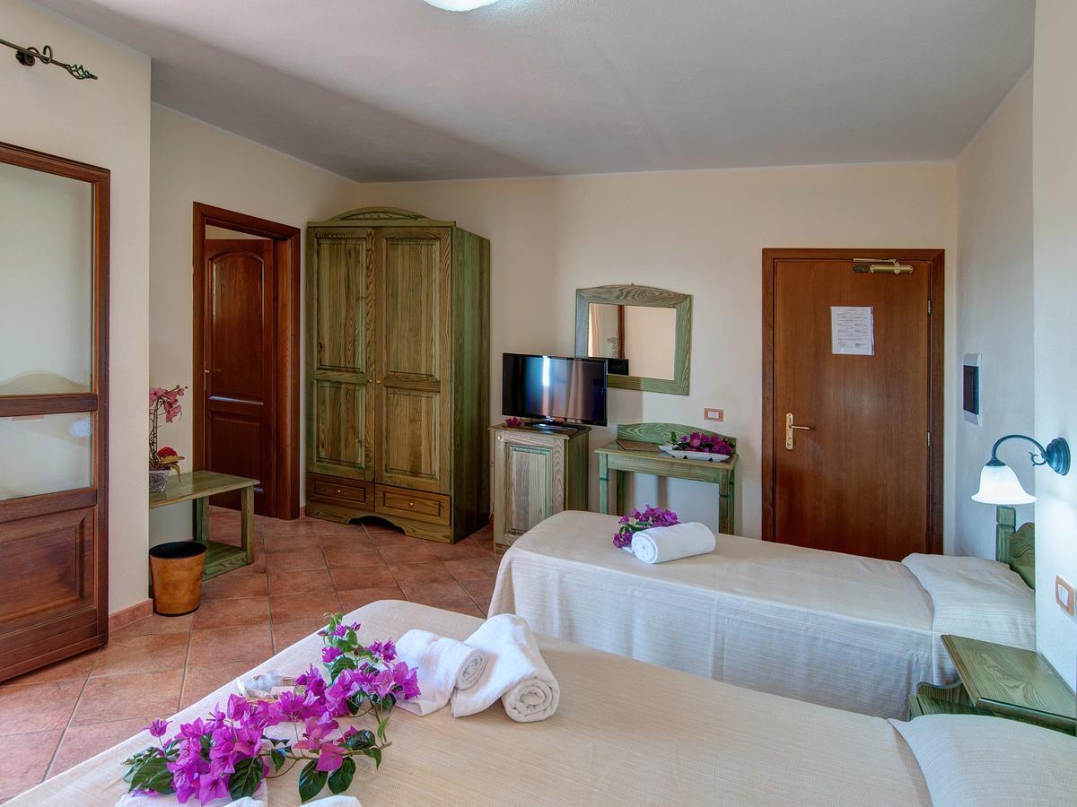 I Ginepri Hotel Cala Gonone Εξωτερικό φωτογραφία